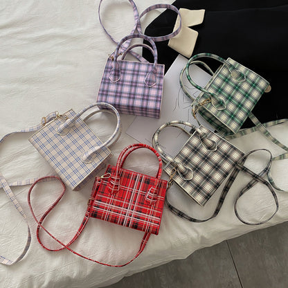 One-Shoulder Diagonal Bag