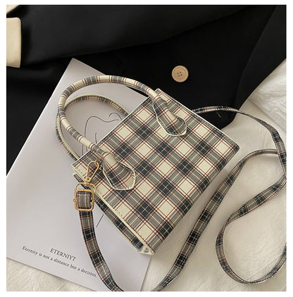 One-Shoulder Diagonal Bag