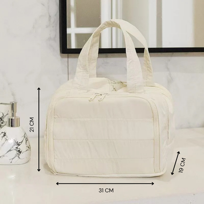 JetSet Beauty Smart Bag