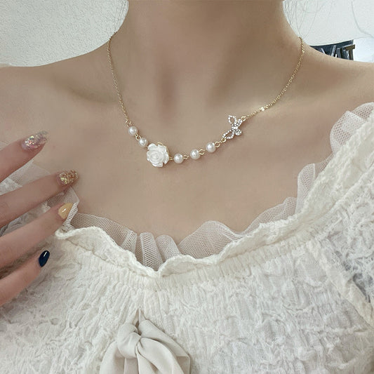 Vintage Rose Flower Necklace - by Zuprice