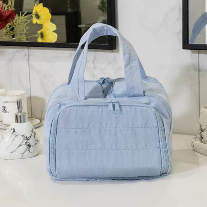 JetSet Beauty Smart Bag